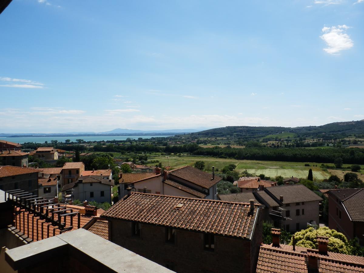 Appartamento Oscar Tuoro sul Trasimeno Exterior photo